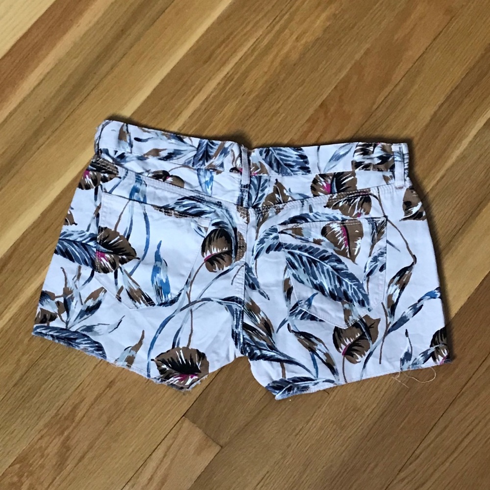 Madewell Denim Cutoff Shorts in Palm - Picture 5 of 8
